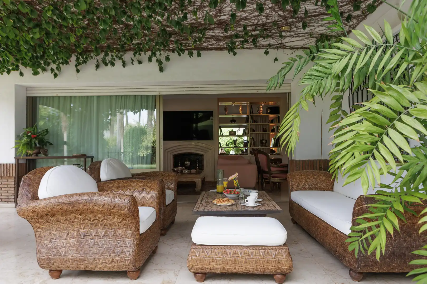 Terrassa de Casa o xalet en venda en Marbella amb Aire condicionat, Jardí privat i Terrassa