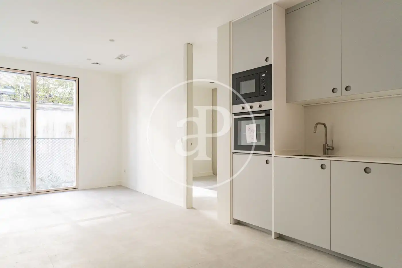 Cocina de Piso de alquiler en Madrid con Aire acondicionado, Calefacción y Jardín privado