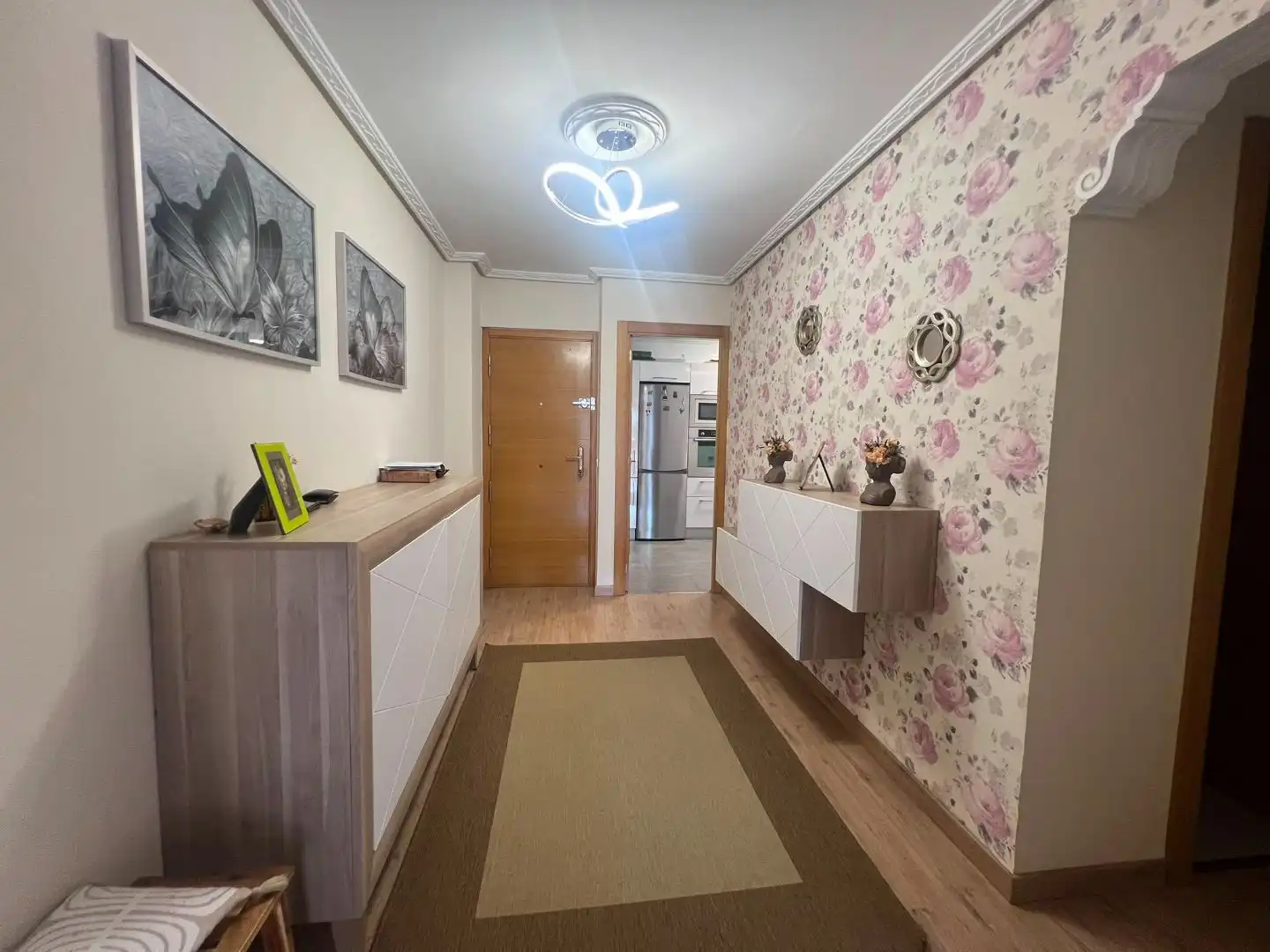 Flat with lift for sale in Avenida Sabino Arana Etorbidea 88, imagen 2