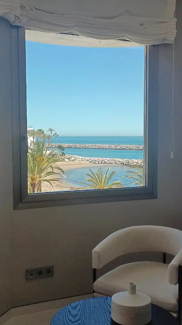 Habitación de Apartamento en venta en Marbella con Aire acondicionado, Calefacción y Terraza