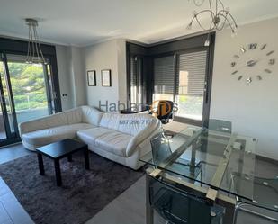 Living room of Flat for sale in Sanxenxo  with Heating, Parquet flooring and Terrace