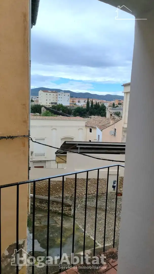 Vista exterior de Casa o xalet en venda en Ontinyent amb Calefacció i Balcó
