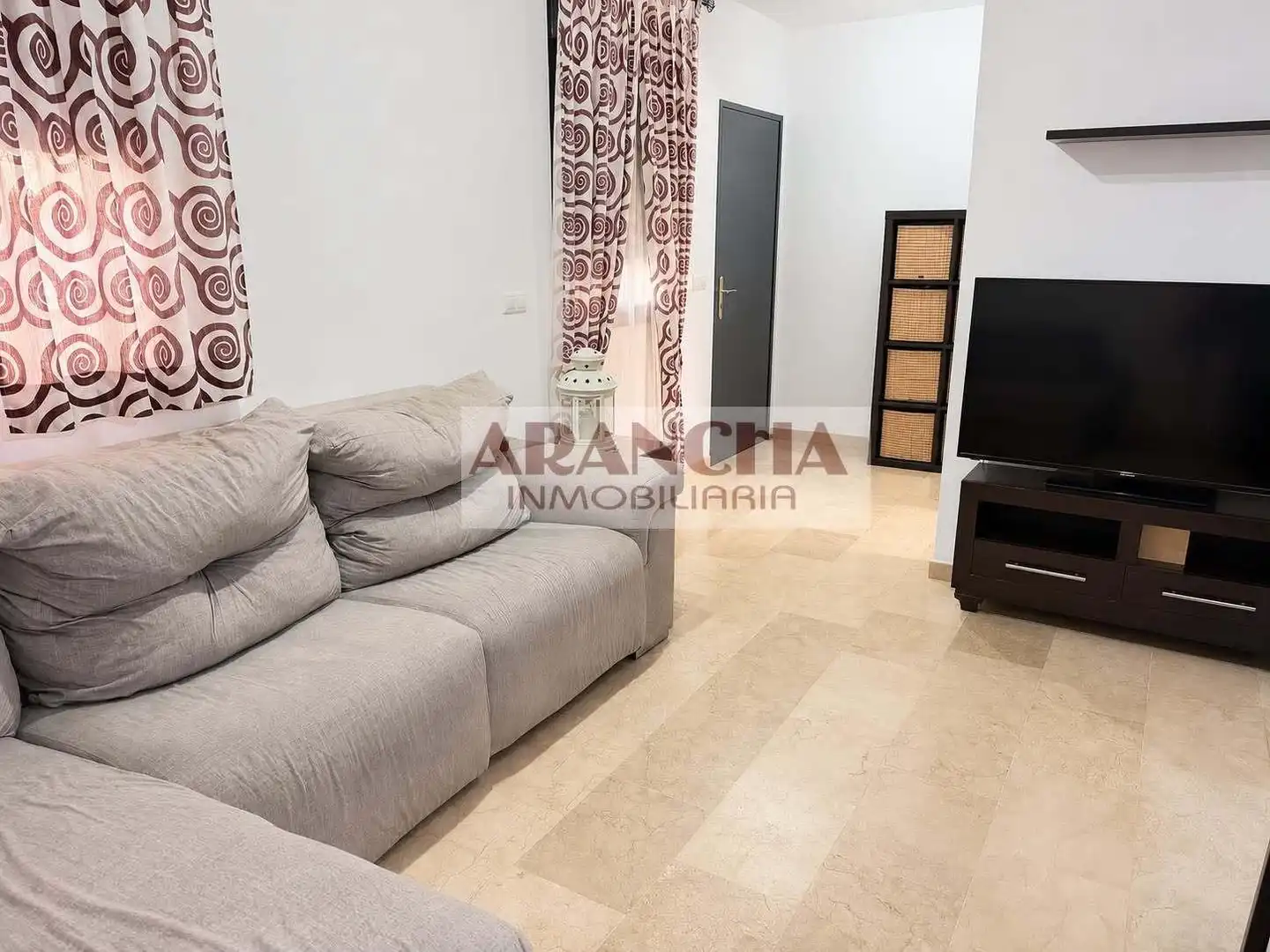 Wohnzimmer von Maisonette zum Verkauf in Chipiona
