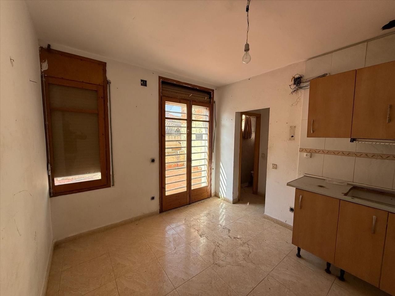 Cuina de Casa adosada en venda en Valls amb Terrassa