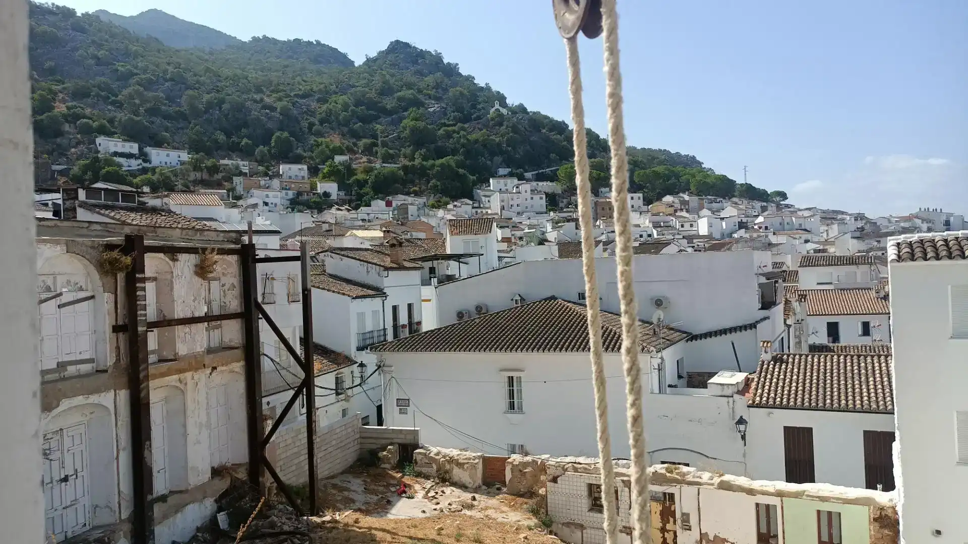 Vista exterior de Piso en venta en Ubrique con Aire acondicionado, Horno y Lavadora