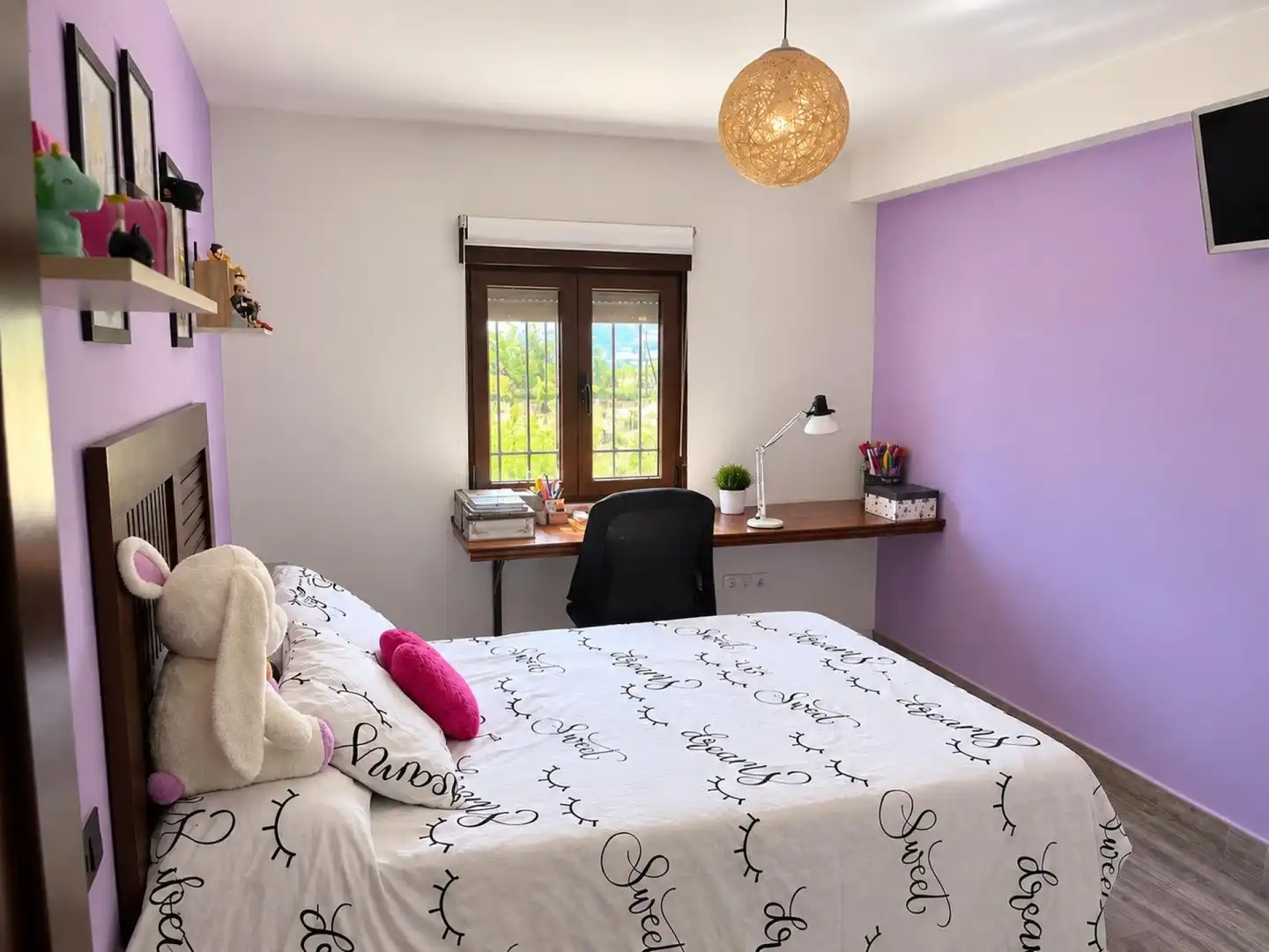 Bedroom of Country homes for sale in Almansa  with Heating, Swimming Pool and Furnished