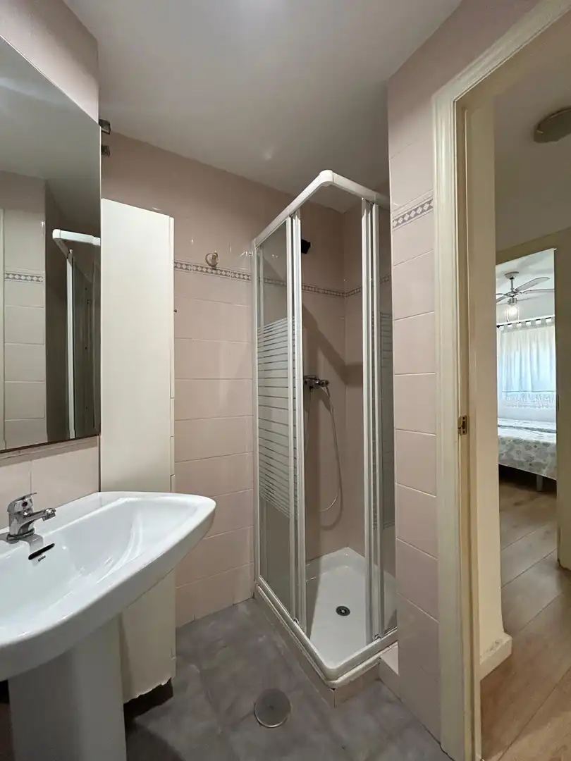 Badezimmer von Wohnung zur Miete in La Pobla de Farnals mit Möbliert, Balkon und Gemeinschaftspool