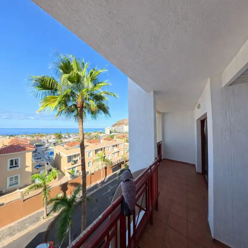 Vista exterior de Ático en venta en Arona con Terraza, Amueblado y Horno