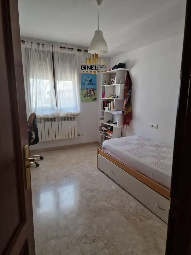 Habitación de Casa adosada de alquiler en Jaén con Aire acondicionado, Calefacción y Terraza