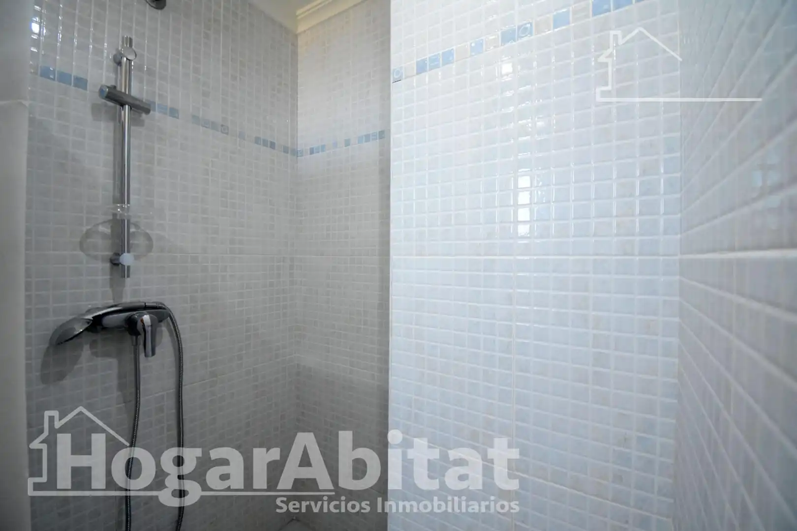 Baño de Piso en venta en Pedreguer con Calefacción, Terraza y Amueblado