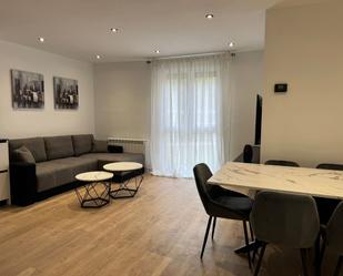 Living room of Flat to rent in Salamanca Capital  with Heating, Parquet flooring and Furnished