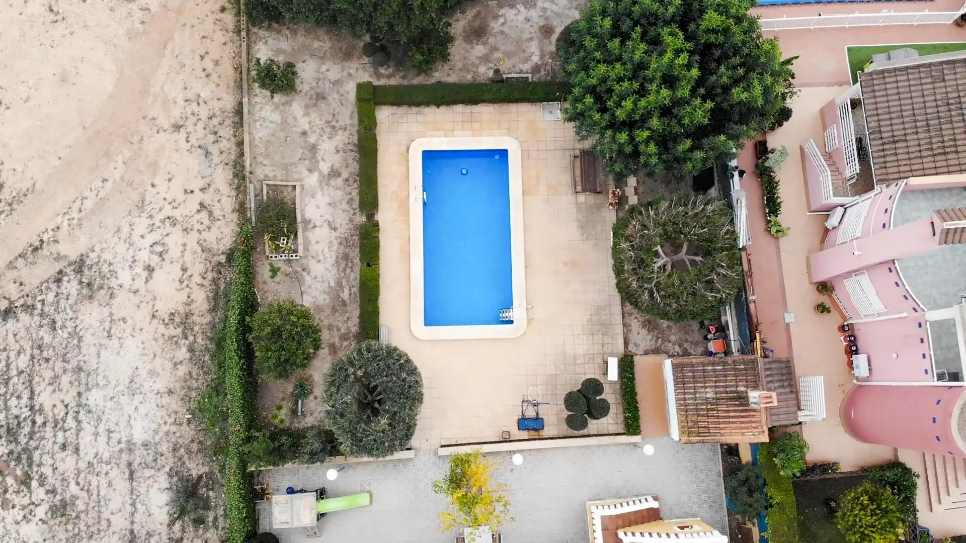 Piscina de Casa o xalet en venda en Orihuela amb Aire condicionat, Jardí privat i Terrassa