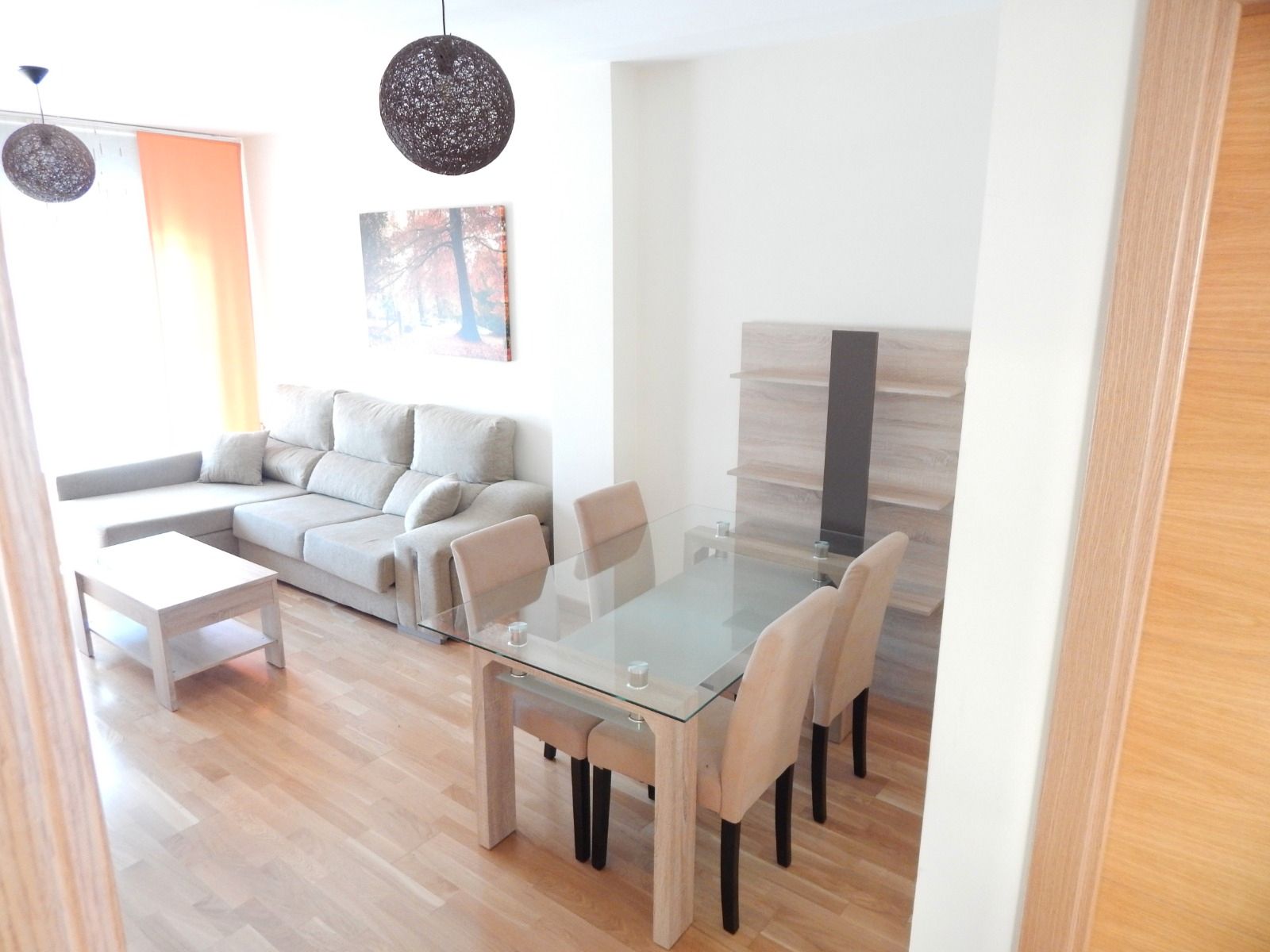 Sala de estar de Apartamento de alquiler en Ávila Capital con Calefacción, Jardín privado y Terraza