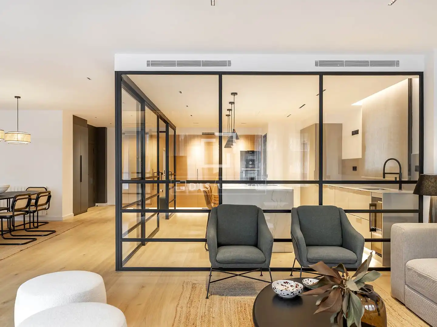 Living room of Flat for rent in Barcelona  with Air Conditioner, Heating and Parquet flooring