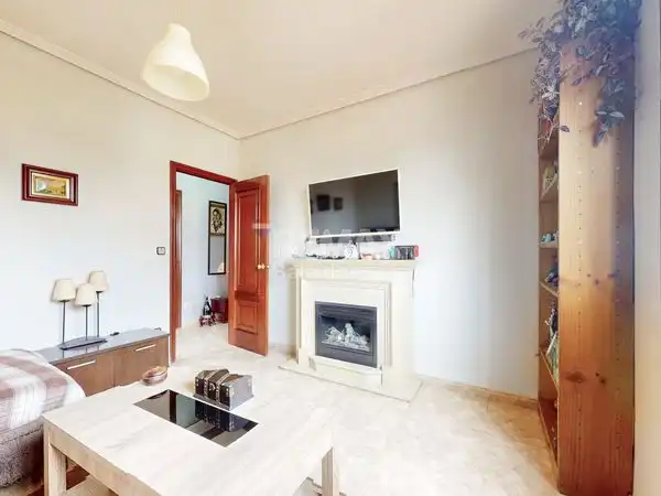 Sala d'estar de Pis en venda en Vigo  amb Parquet, Terrassa i Traster