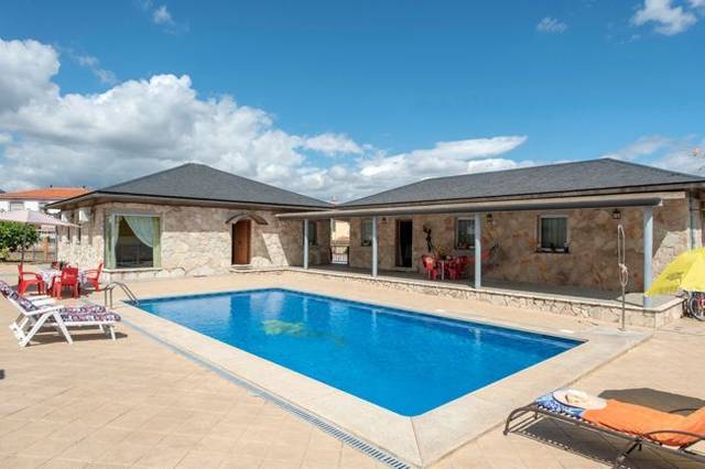 Casa-chalet en Venta en Jardines de Alhaurín - Huerta Alta - Fuensanguínea