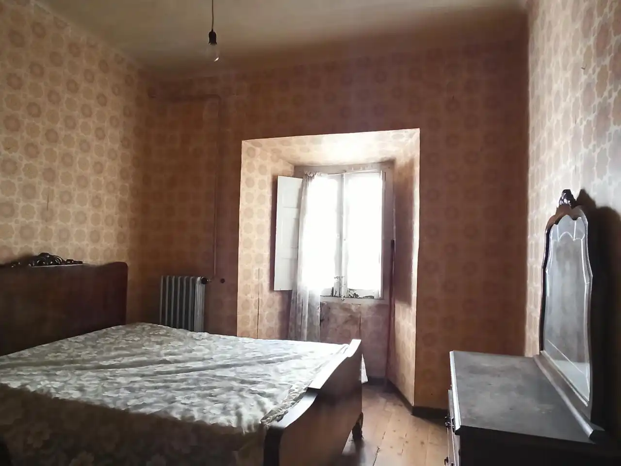 Habitación de Edificio en venta en Ávila
