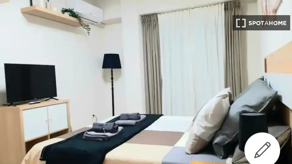 Habitació a La Creu Coberta