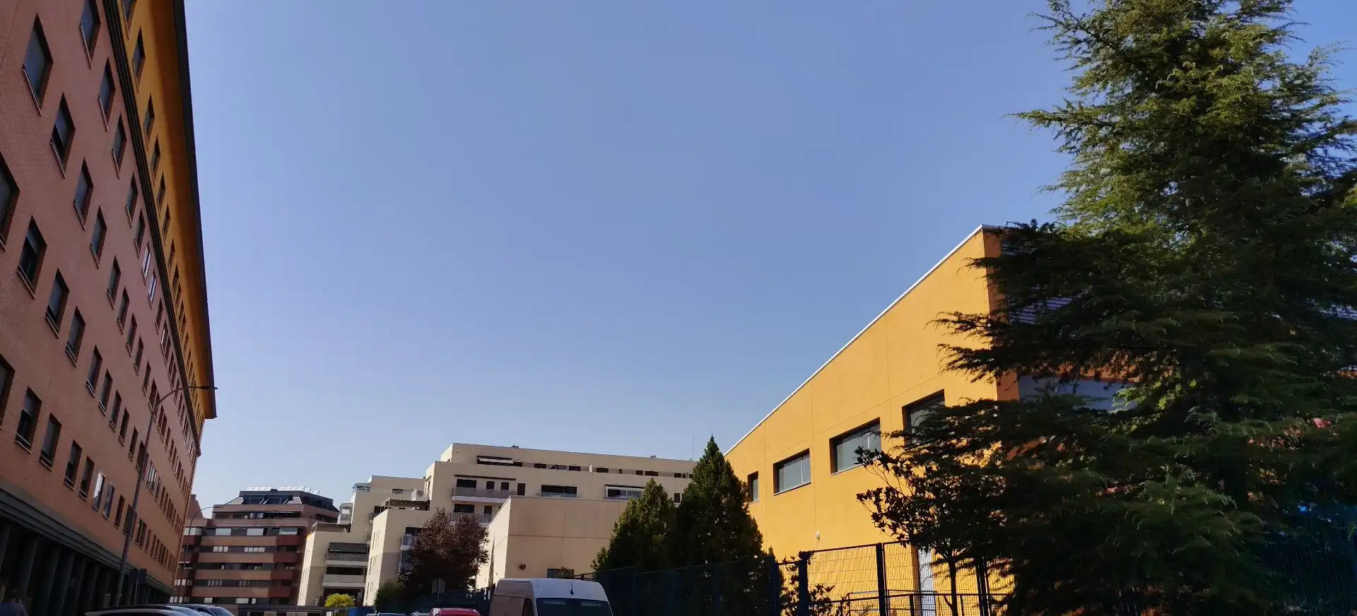 Exterior view of Flat for rent in Alcalá de Henares  with Air Conditioner, Heating and Storage room