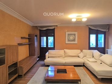 Flat with balcony for sale in Ibaiondo