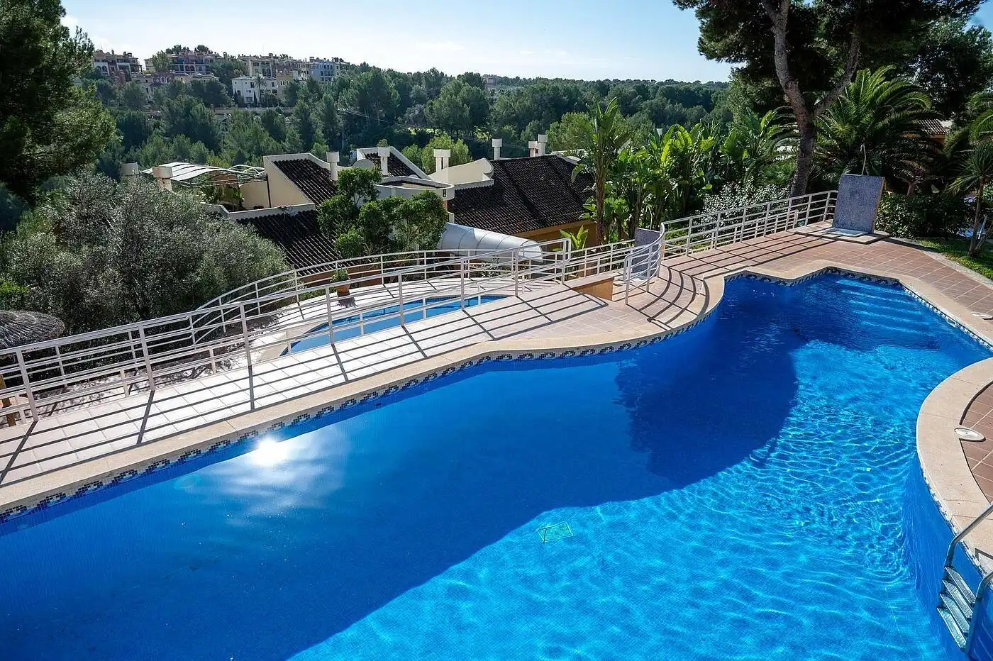 Piscina de Apartament en venda en Calvià amb Aire condicionat, Calefacció i Jardí privat