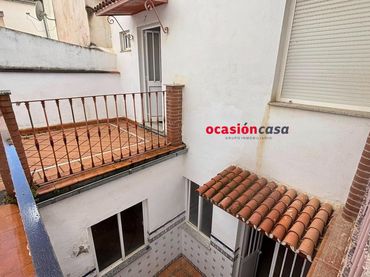Casa con balcón en venta en Espiel