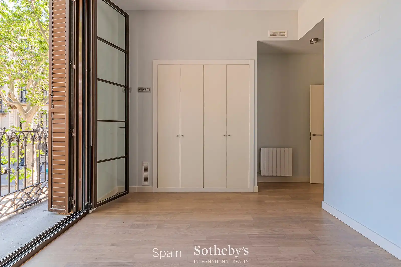 Apartamento en venta en Barcelona con Aire acondicionado, Calefacción y Terraza