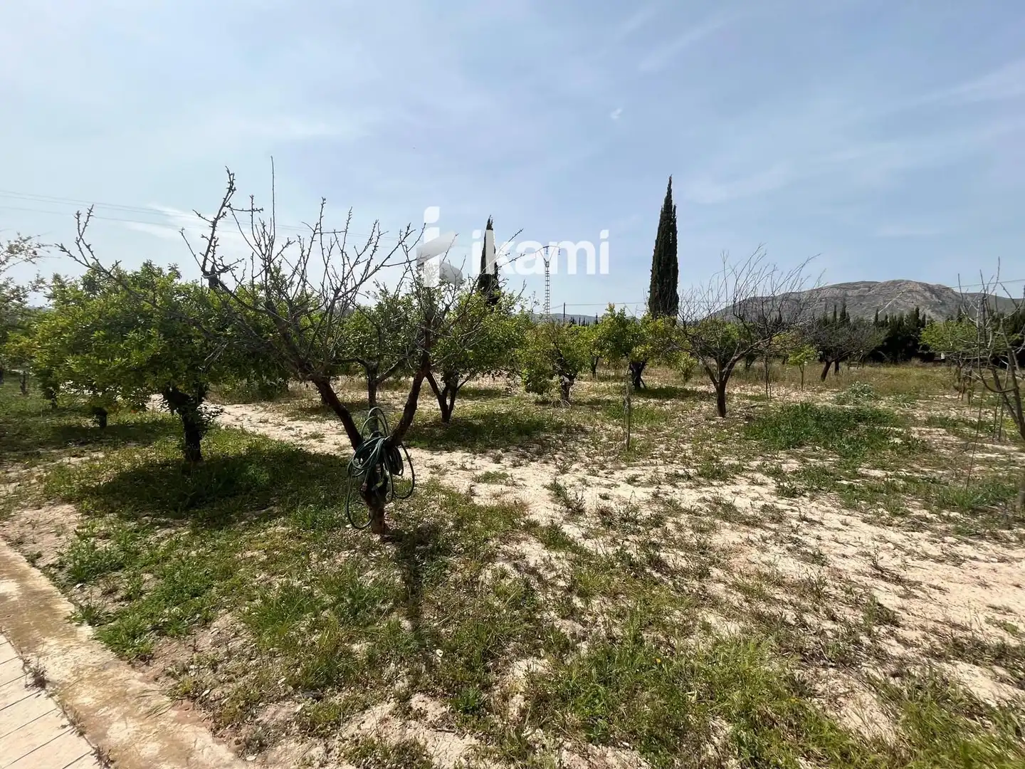 Casa o chalet en venta en Elda con Calefacción, Trastero y Piscina