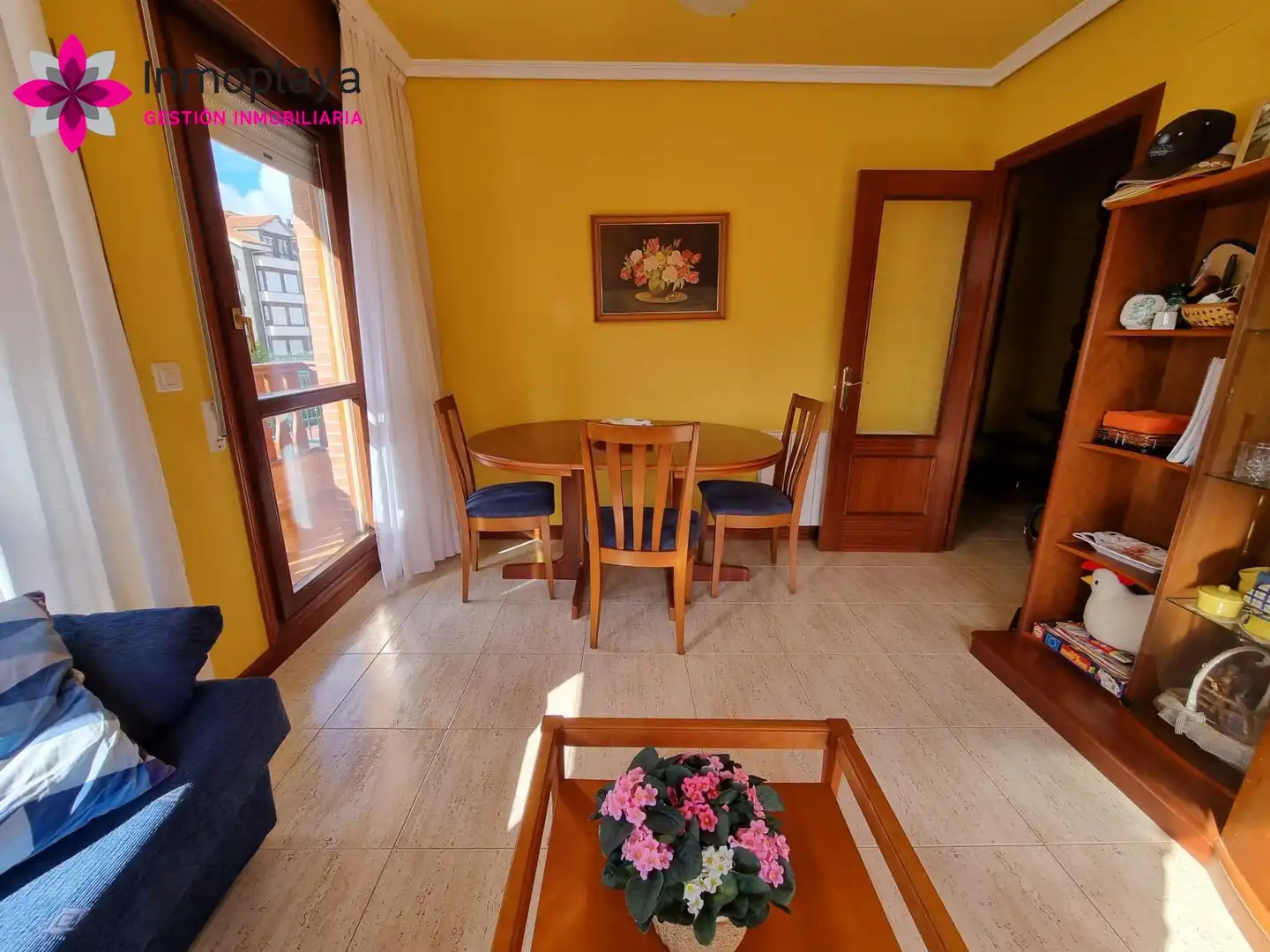 Sala d'estar de Planta baixa en venda en Noja amb Calefacció, Terrassa i Moblat