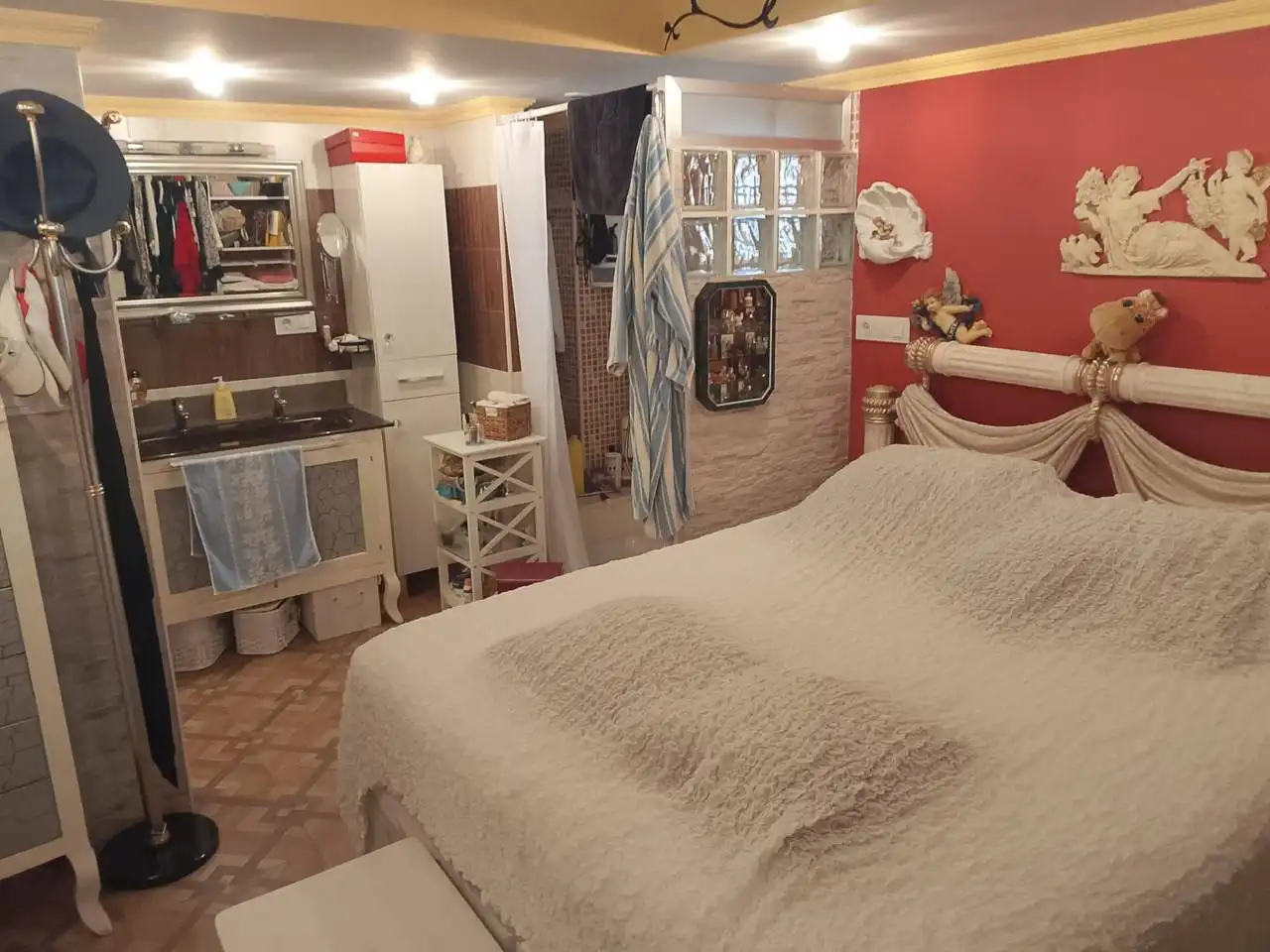 Bedroom of Study for sale in Oliva  with Air Conditioner and Furnished