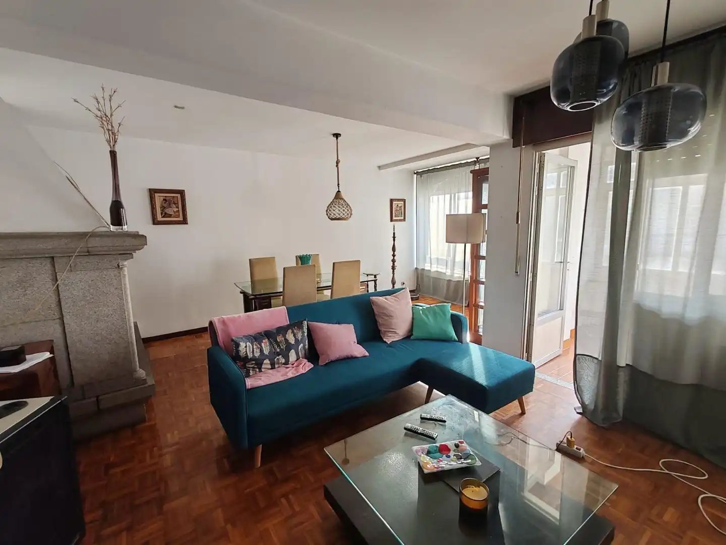 Sala de estar de Edificio en venta en Boiro