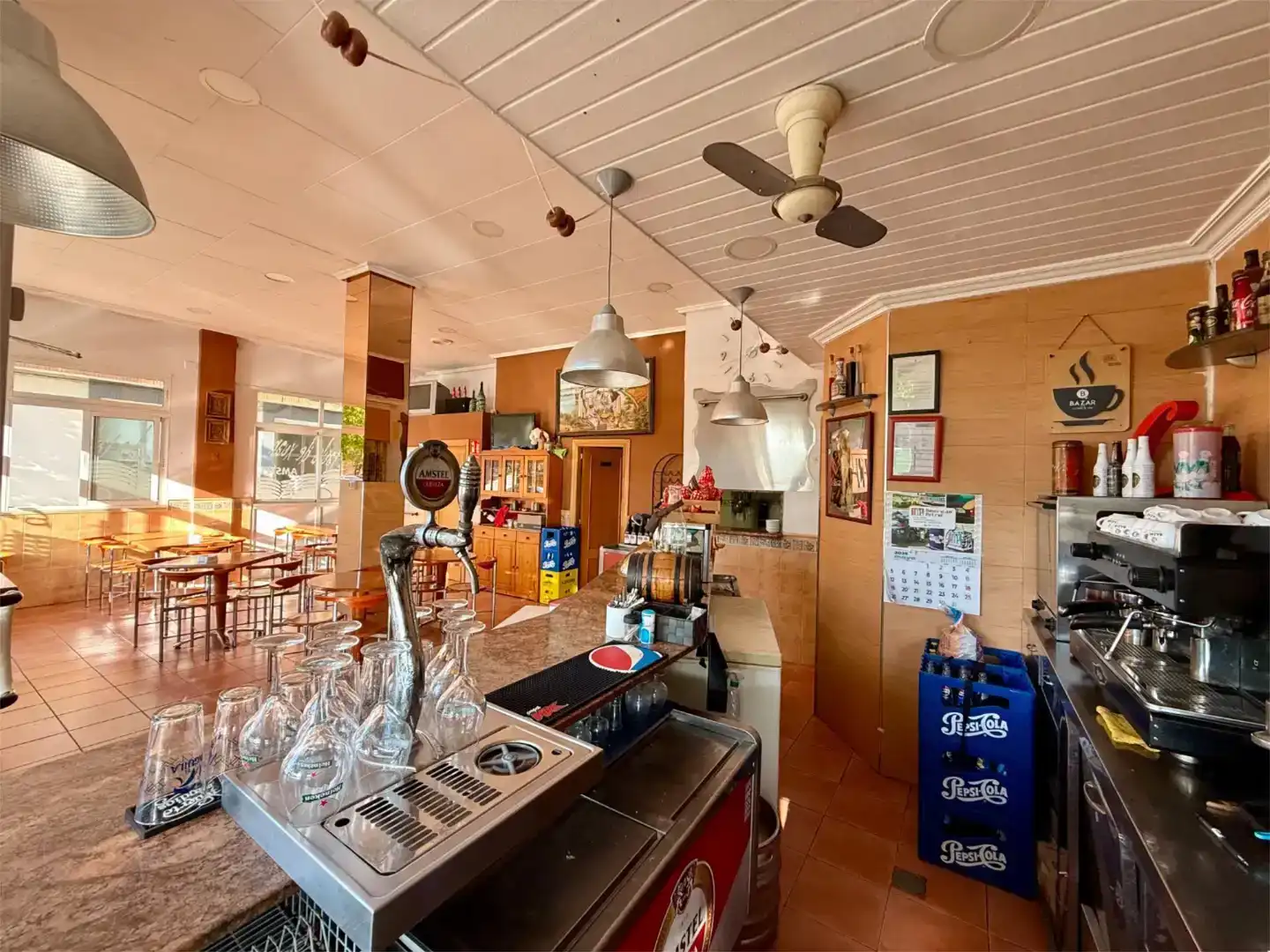Local en venta en Valencia con Aire acondicionado y Amueblado