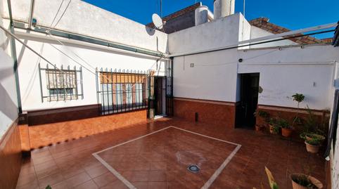 Foto 2 de Casa adosada en venta en Calle Guadalquivir, Casco Antiguo, Mairena del Aljarafe