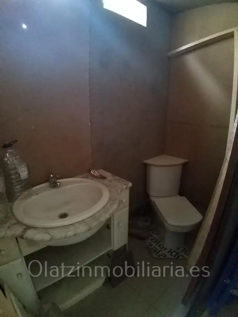 Local comercial en venda a Balmaseda, imagen 6