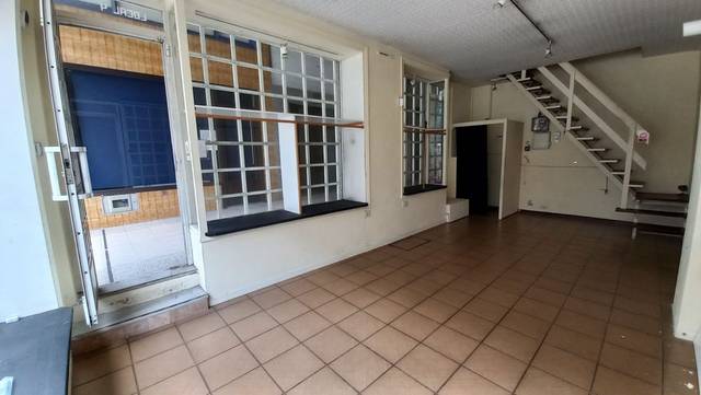 Local comercial en Alquiler en Agra del Orzán - Ventorrillo