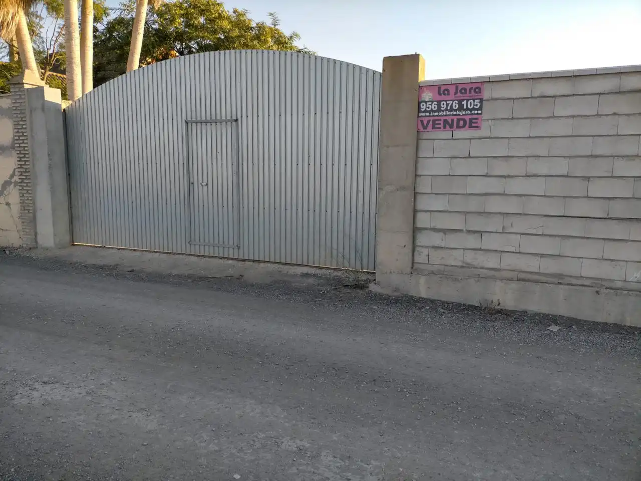 Lands and plots for sale in Munive