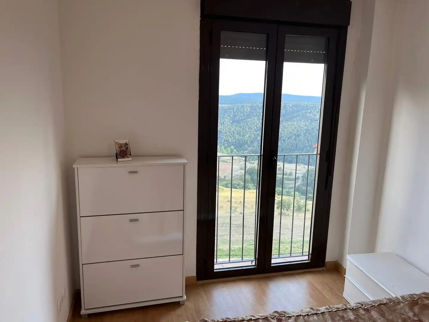 Dormitori de Apartament en venda en Gúdar amb Moblat