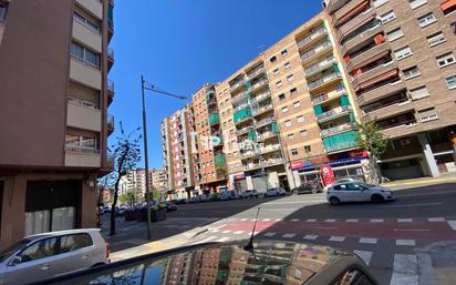 Vista exterior de Pis en venda en  Lleida Capital amb Calefacció i Terrassa