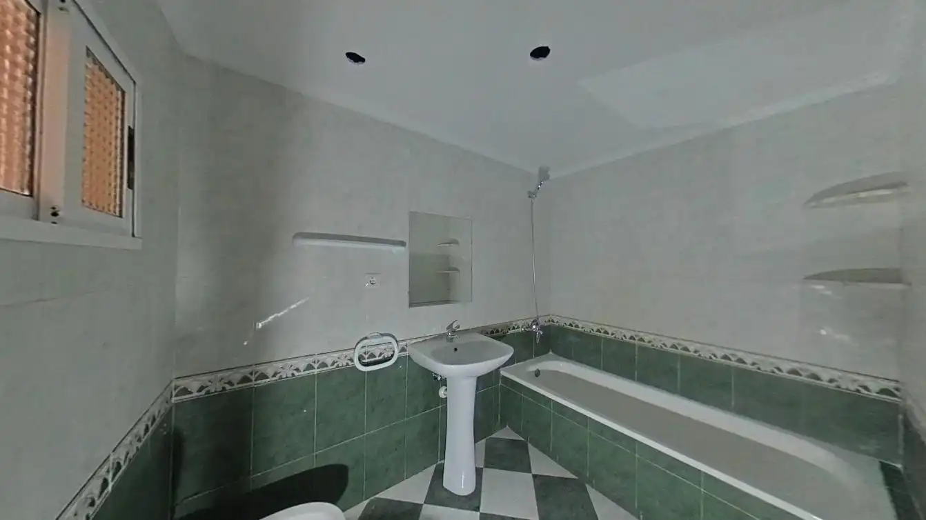 Bathroom of Flat for sale in Torrent