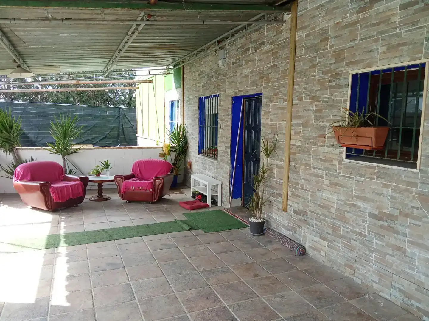 Terrassa de Pis en venda en La Rinconada amb Aire condicionat, Jardí privat i Piscina