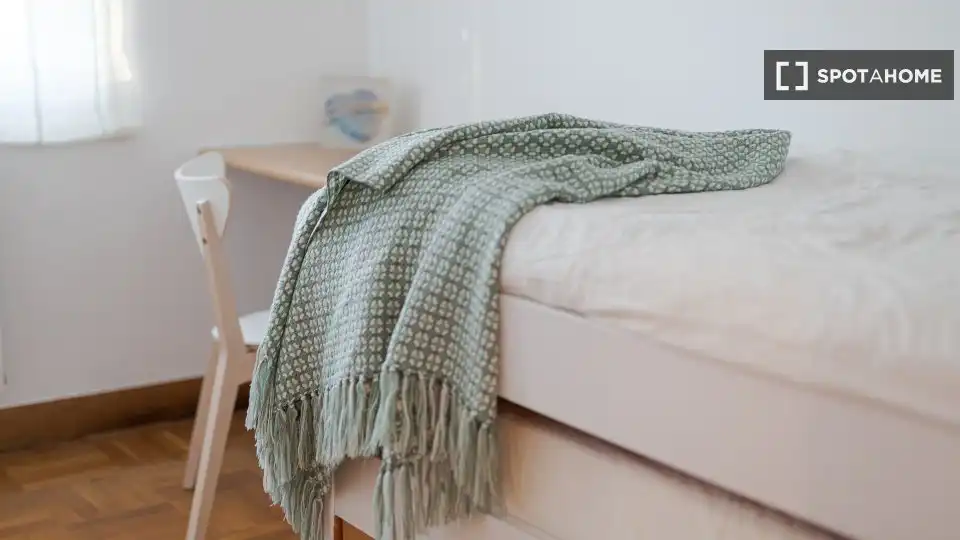 Zimmer in Intxaurrondo