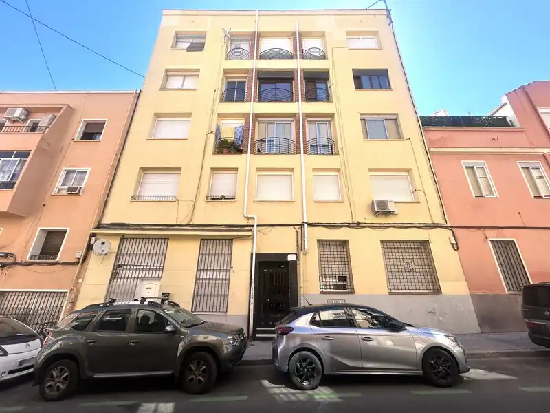 Vista exterior de Pis en venda en Madrid amb Aire condicionat, Calefacció i Terrassa
