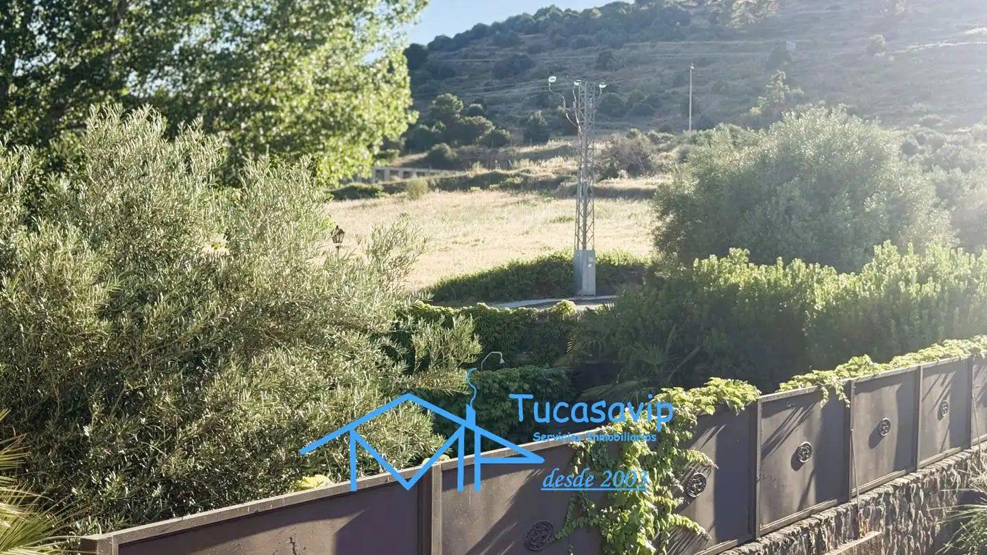 Casa o xalet en venda en Cebreros amb Calefacció, Jardí privat i Terrassa