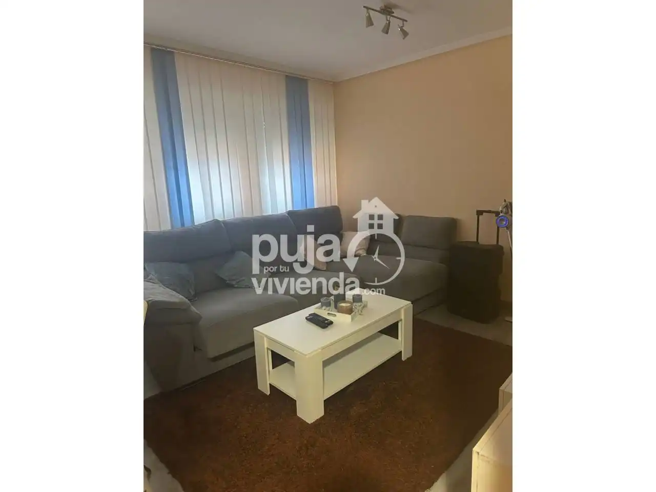 Sala d'estar de Pis en venda en Vitoria - Gasteiz