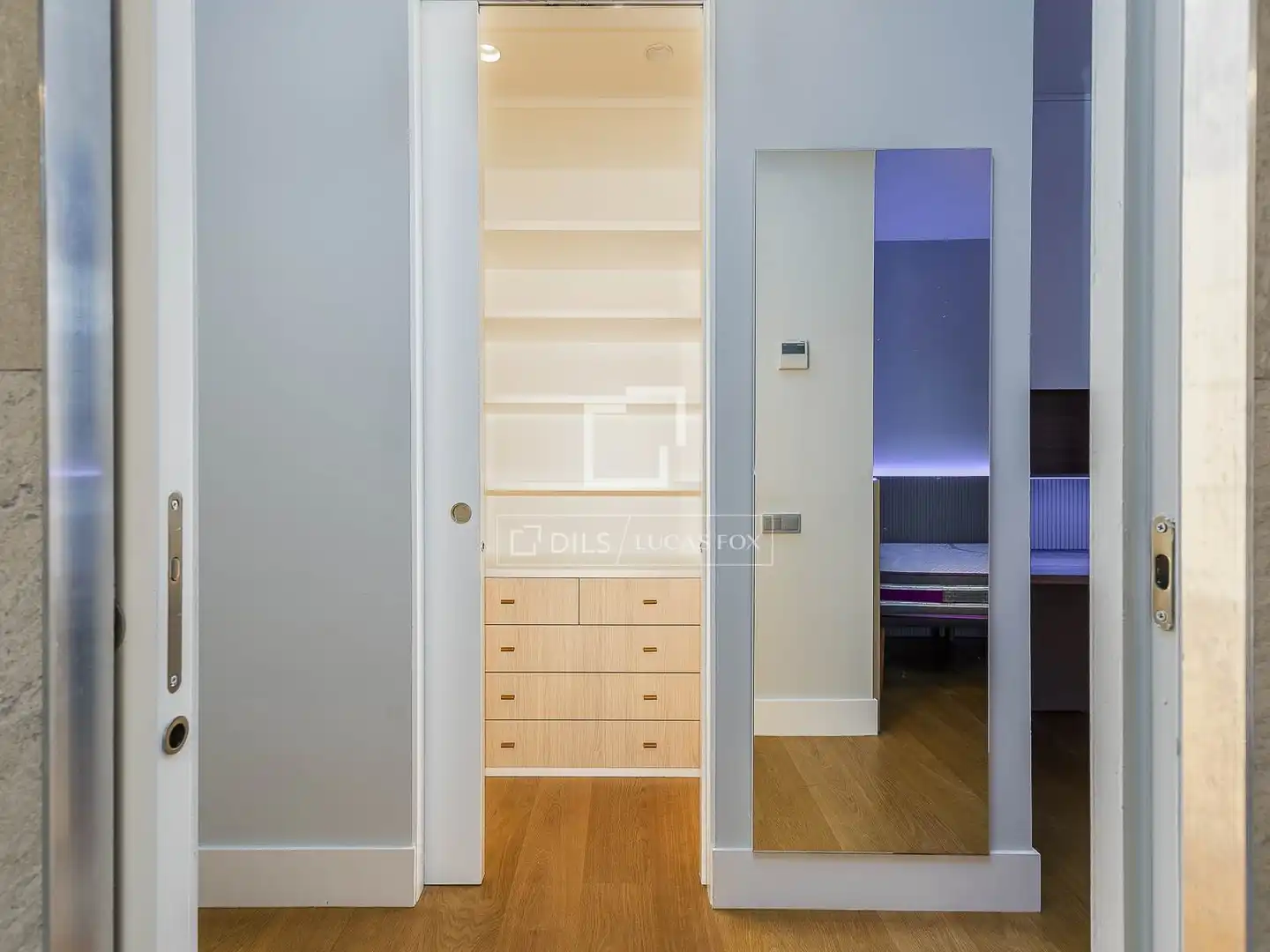Habitación de Ático en venta en Barcelona con Aire acondicionado, Calefacción y Jardín privado