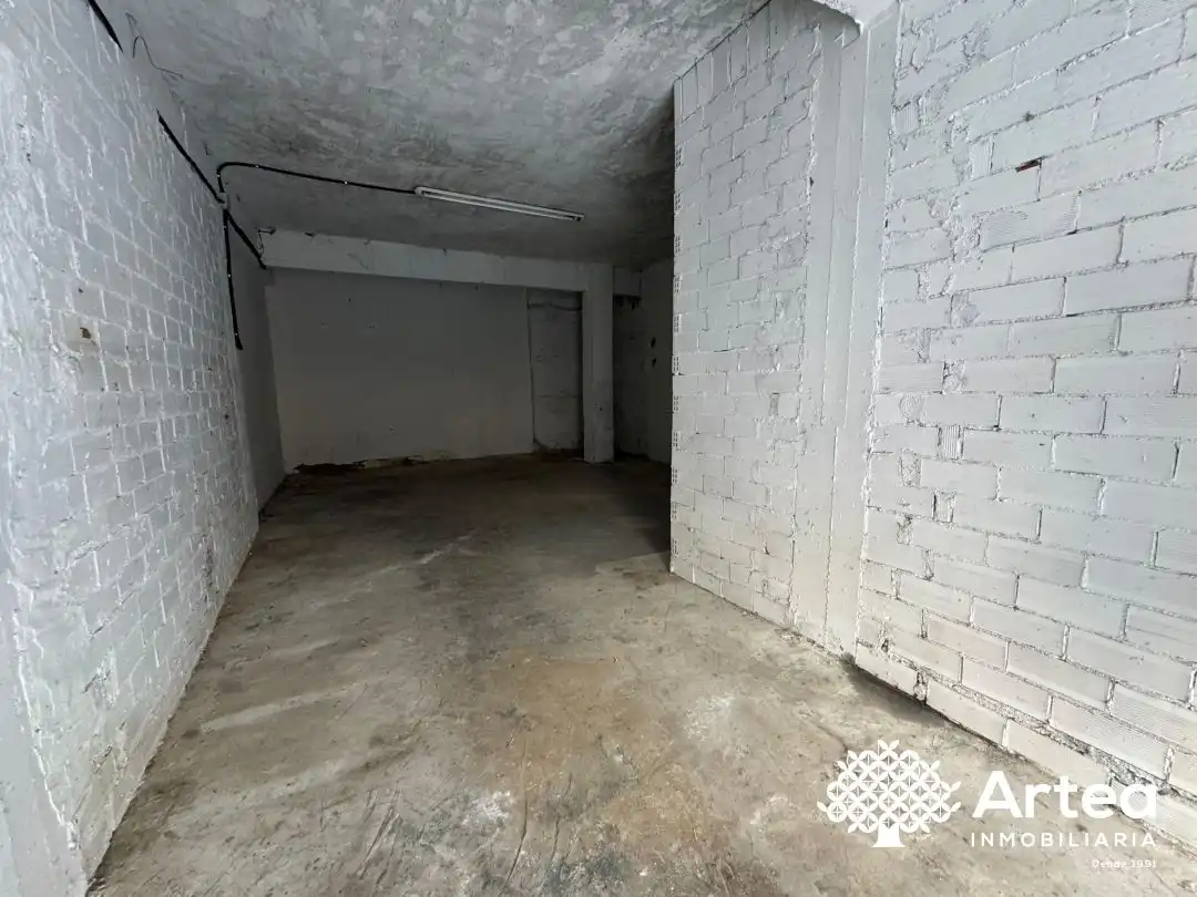 Commercial properties for sale in Lezama
