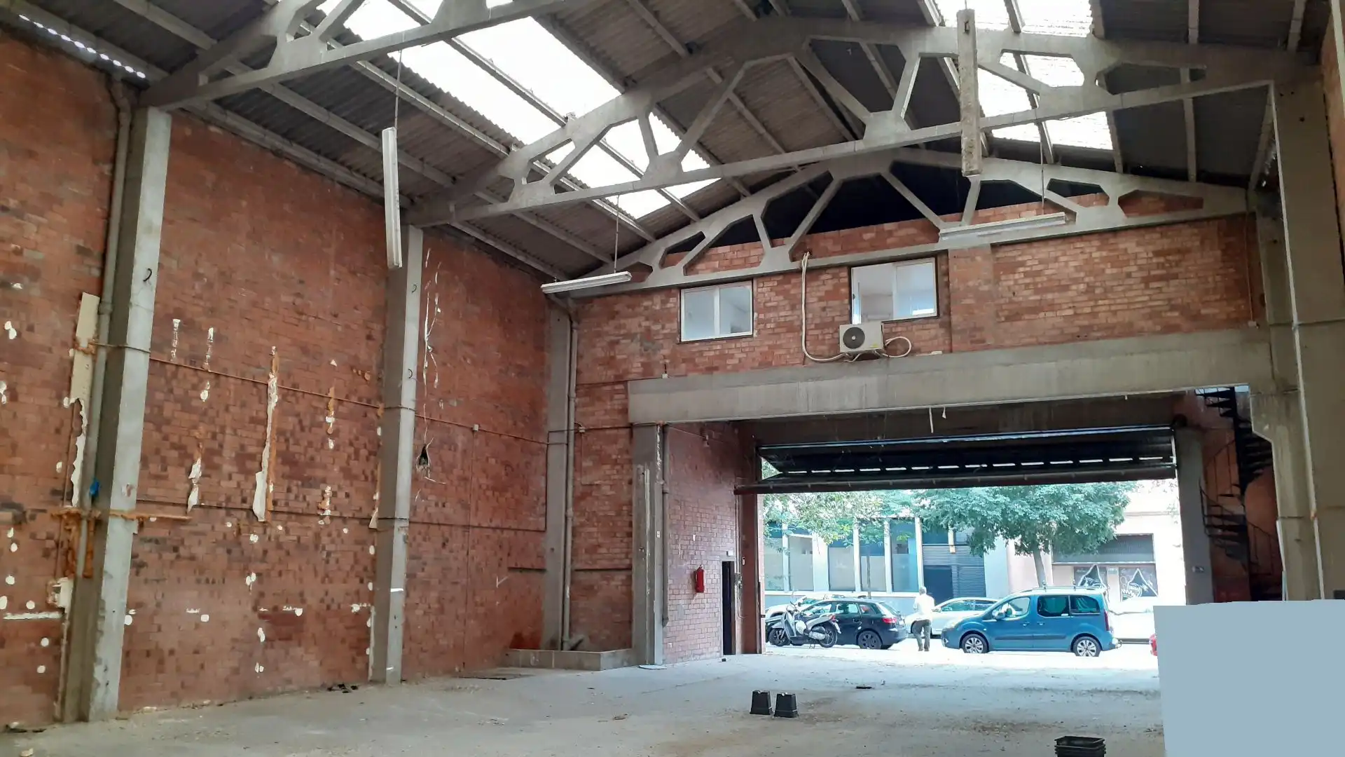 Nau industrial de lloguer en Barcelona