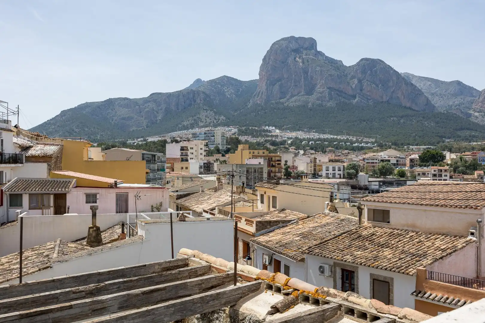 Vista exterior de Finca rústica en venda en Polop amb Traster
