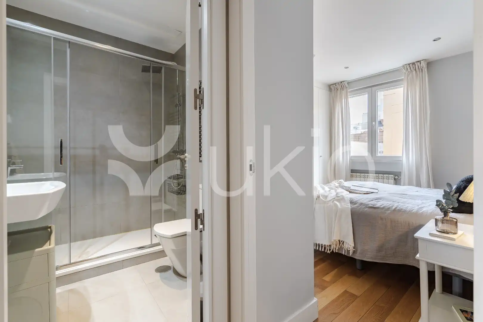 Habitación de Apartamento de alquiler en Madrid con Aire acondicionado, Calefacción y Amueblado