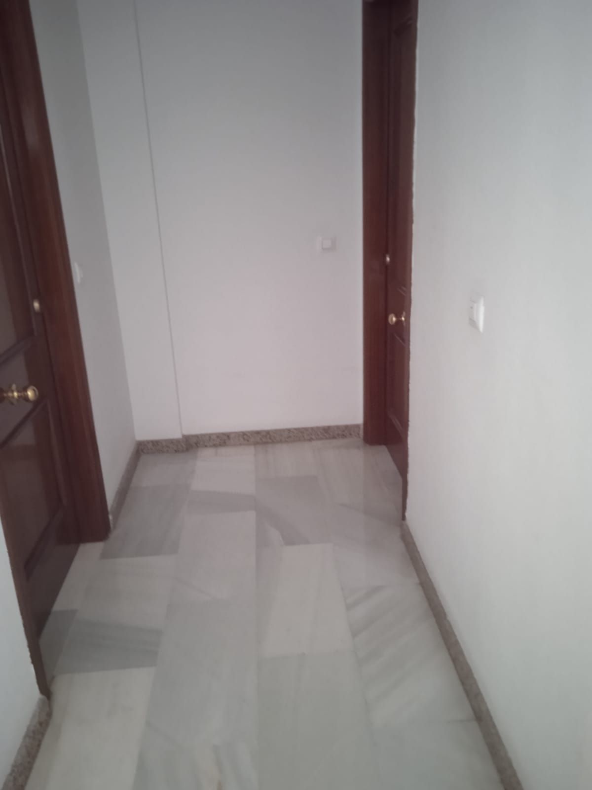 Piso de alquiler en Calle de la Previsión, Ciudad Jardín - Zoco